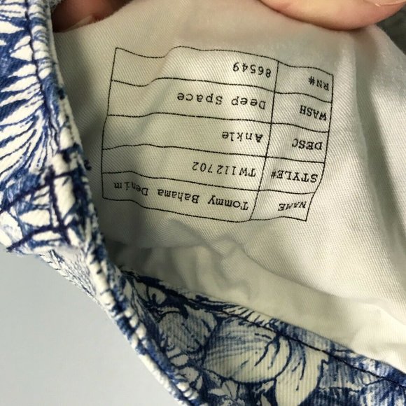 Tommy Bahama Women's Pants Size 8 Blue White Leaves Tropical Stretch - Picture 11 of 12